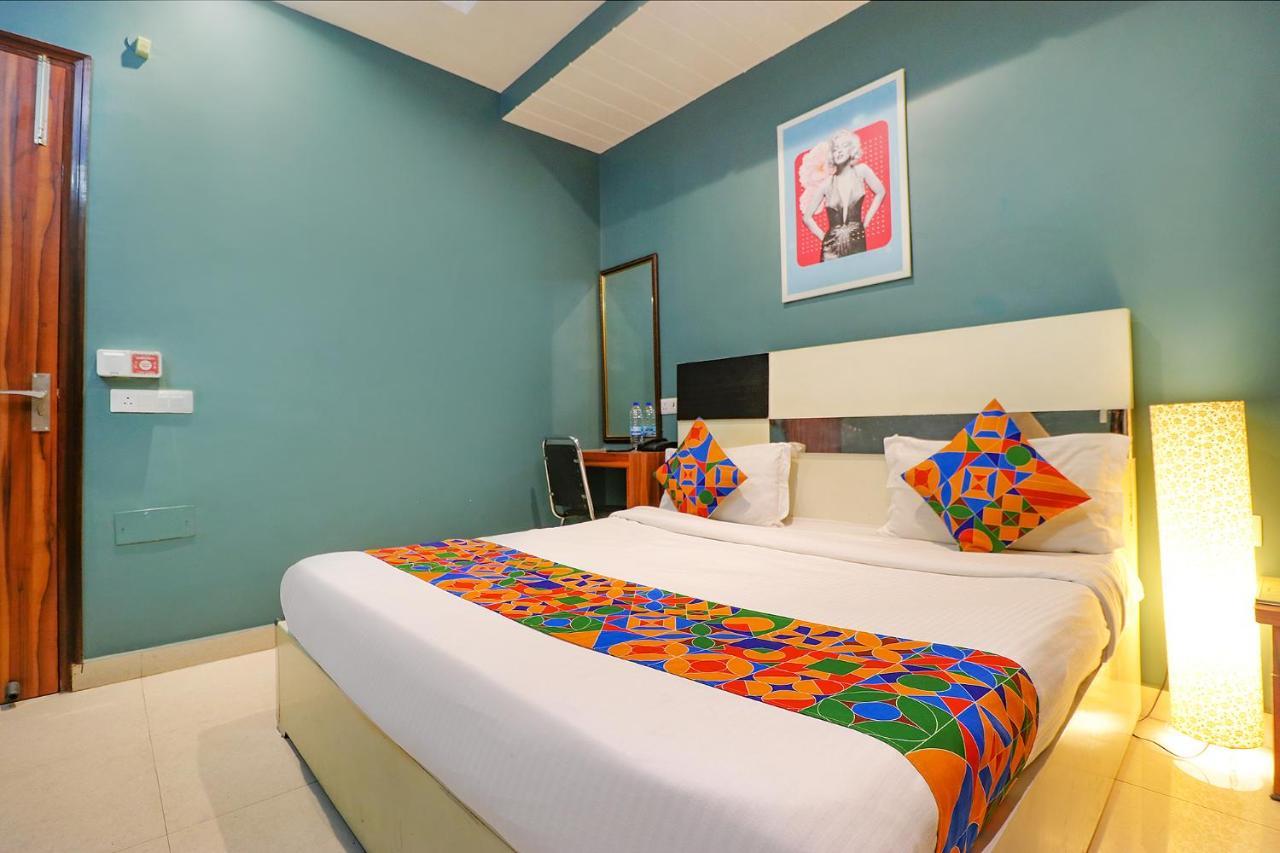 Fabhotel Church House Rohini Delhi (National Capital Territory of India) Exterior foto